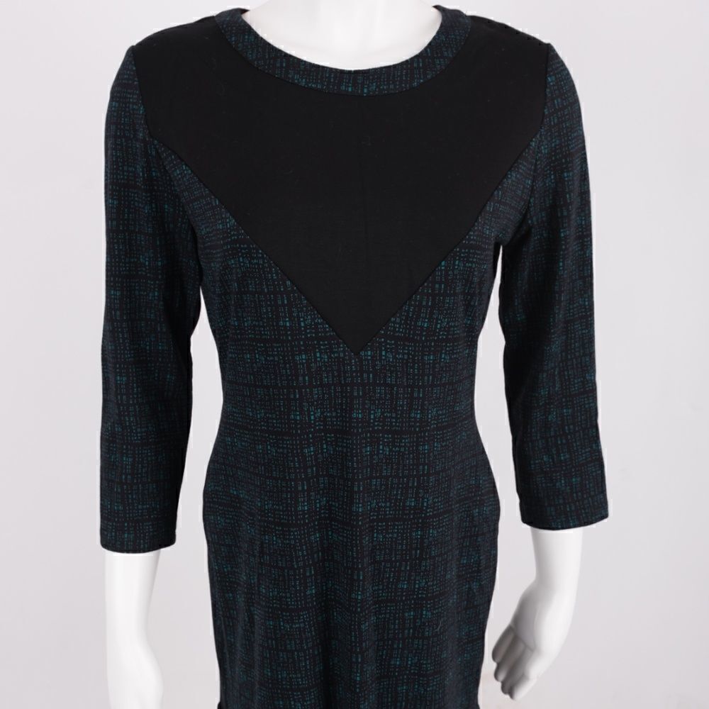 Romeo & Juliet Couture Dress Ruffle Hem Medium New
